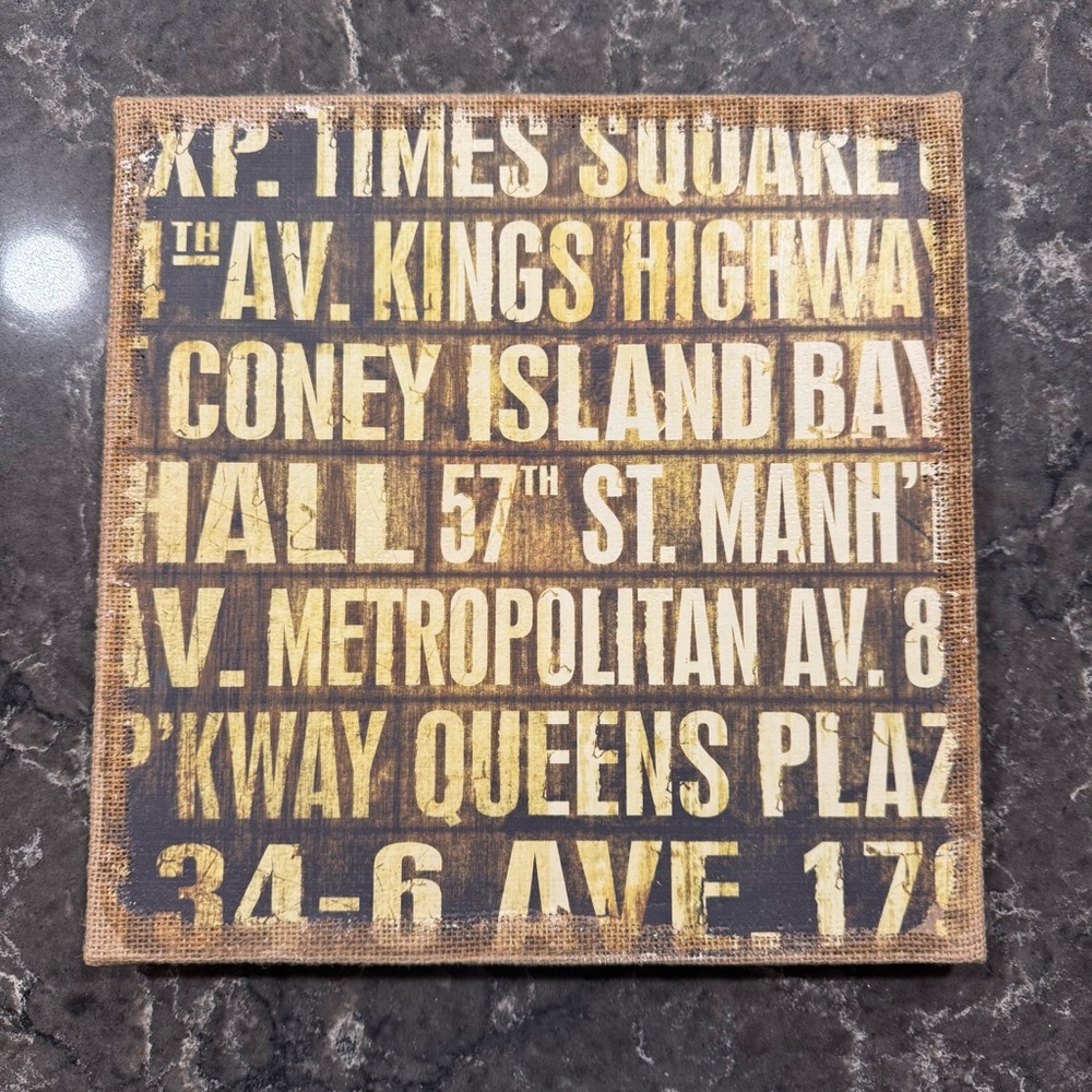 Jim Holtz Idea-Ology District Market (New York)